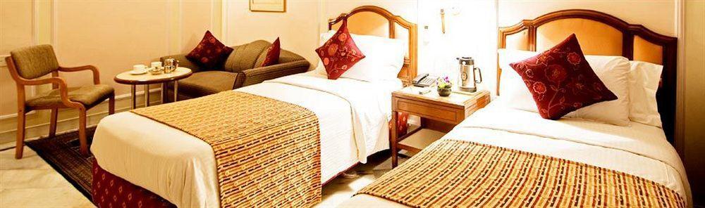 Regent Hotel Andheri Mumbai Kültér fotó